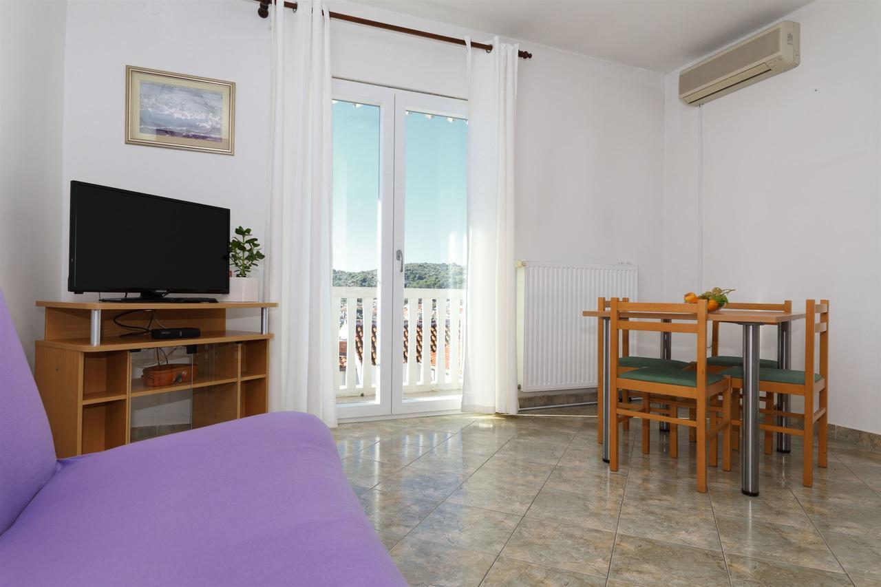 Apartments Snjezana Tisno Extérieur photo